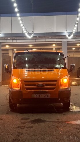 Ford Transit-1