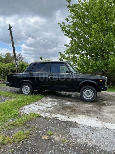 LADA (VAZ) 2107-4