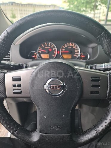 Nissan Pathfinder-8