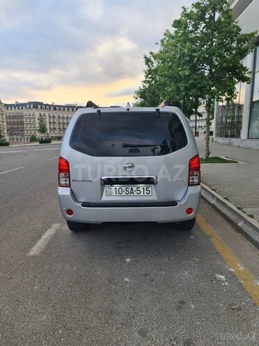 Nissan Pathfinder-3