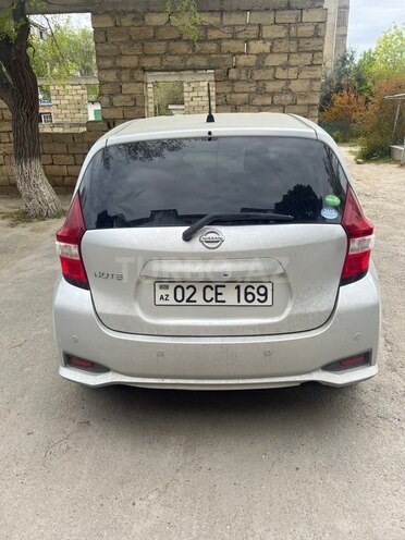 Nissan Note-2