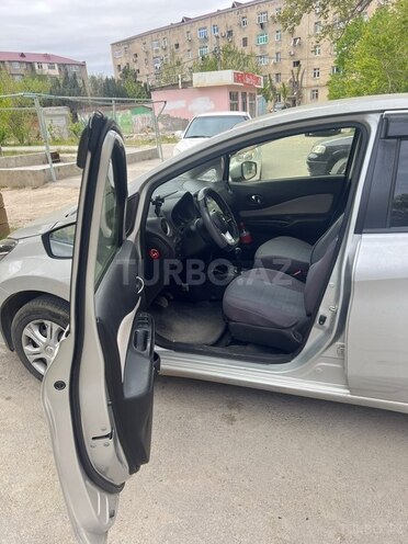 Nissan Note-6