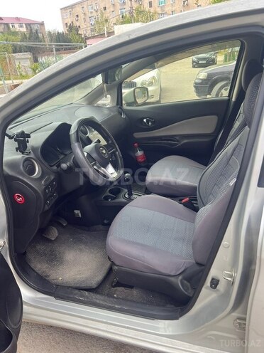 Nissan Note-7