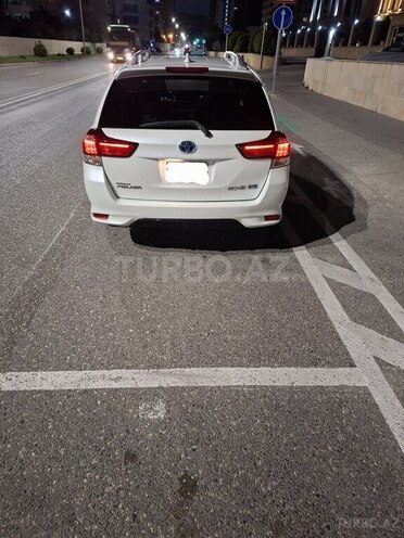 Toyota Corolla Fielder-6