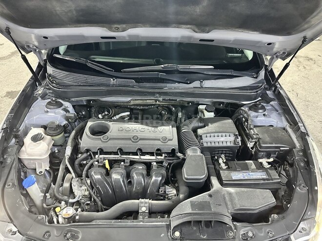Hyundai Sonata-7