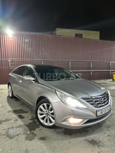 Hyundai Sonata-5