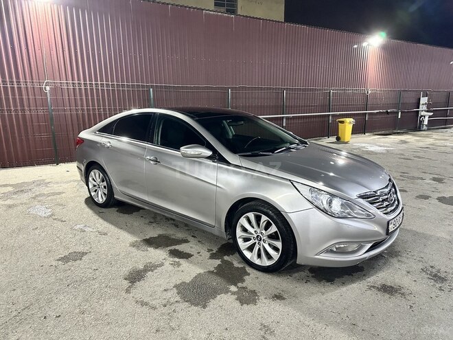 Hyundai Sonata-8
