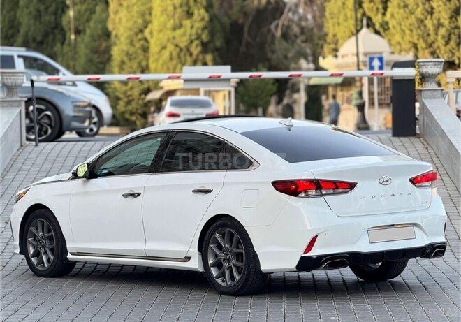 Hyundai Sonata-3