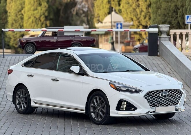 Hyundai Sonata-1