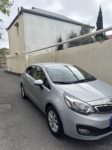 Kia Rio-4