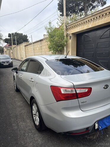 Kia Rio-8