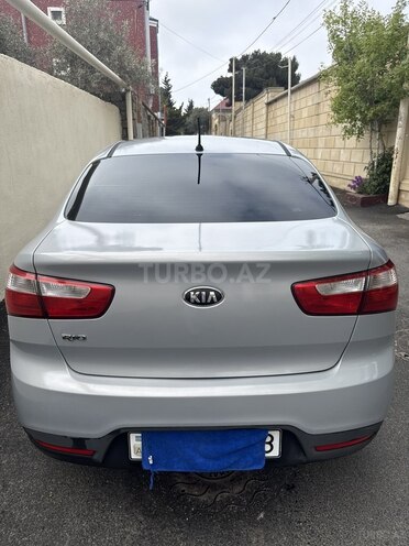 Kia Rio-6