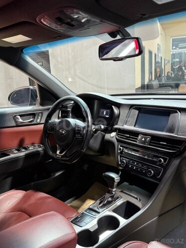 Kia Optima-13