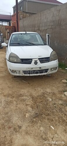 Renault Symbol-8
