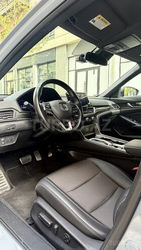 Honda Accord-12