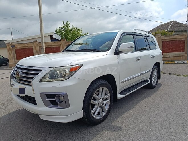 Lexus LX 570-16