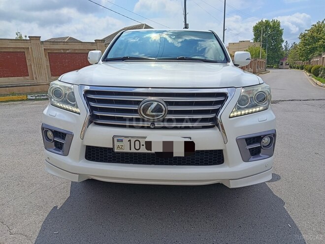 Lexus LX 570-1