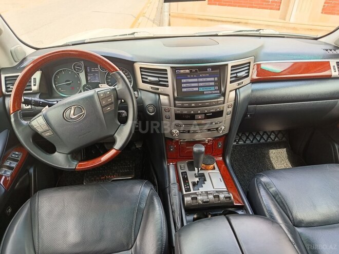 Lexus LX 570-4