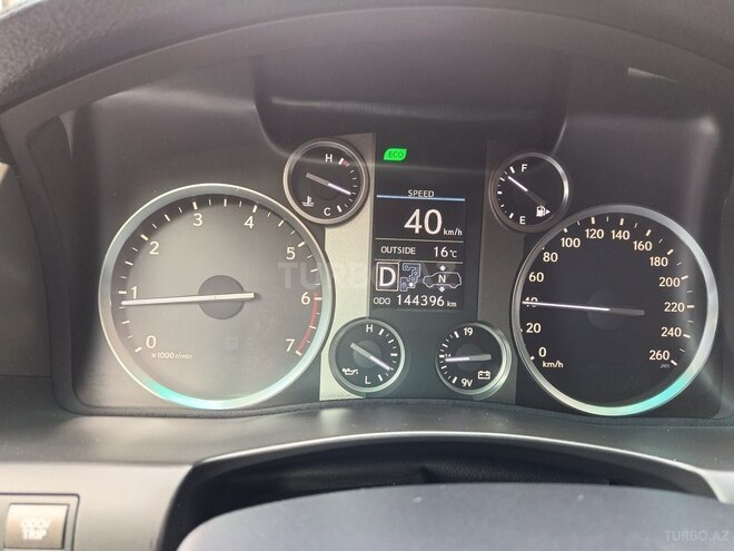 Lexus LX 570-3