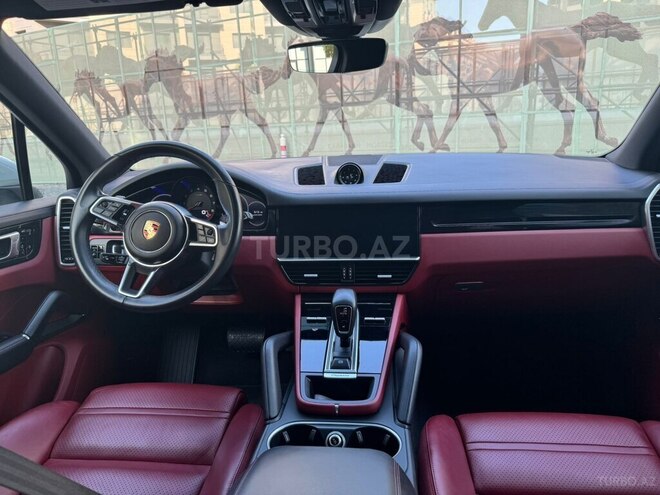 Porsche Cayenne-10