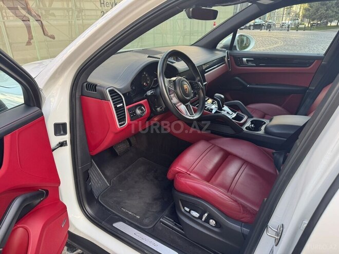 Porsche Cayenne-6