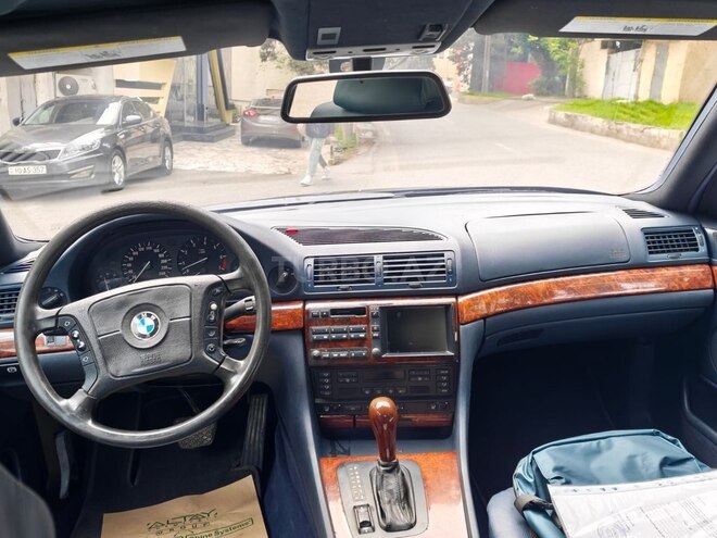 BMW 750 1995, 185,000 km - 5.4 л - Bakı