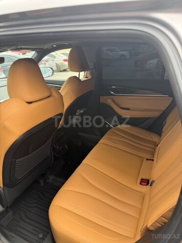 Geely Monjaro-8