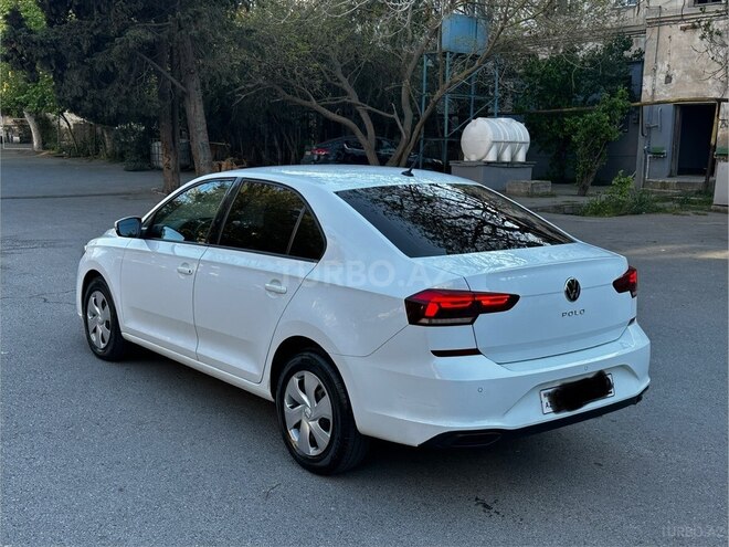 Volkswagen Polo-7