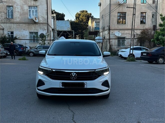 Volkswagen Polo-4