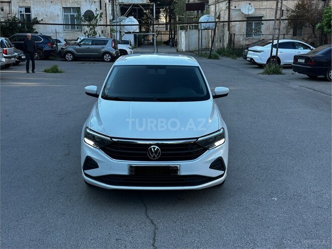Volkswagen Polo-3