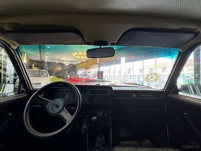 LADA (VAZ) 2107-4