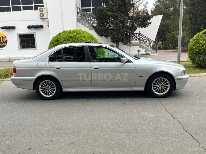 BMW 525-9