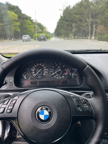 BMW 525-5