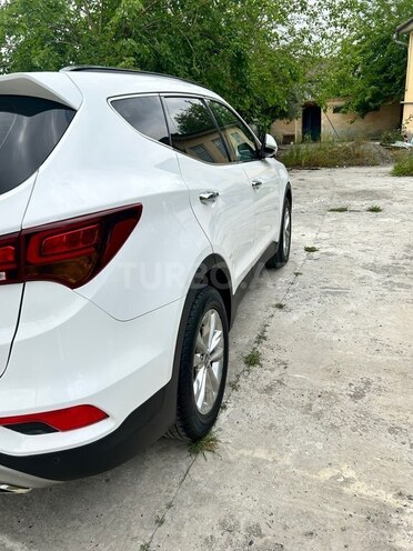 Hyundai Santa Fe-8