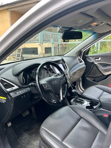 Hyundai Santa Fe-11
