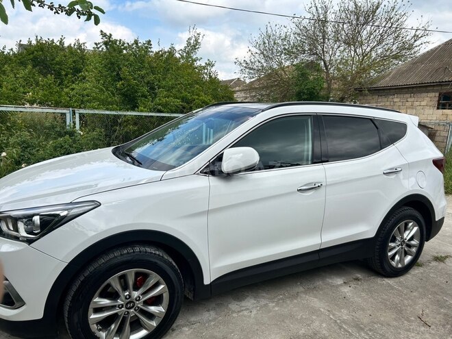 Hyundai Santa Fe-6