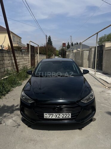 Hyundai Elantra-1