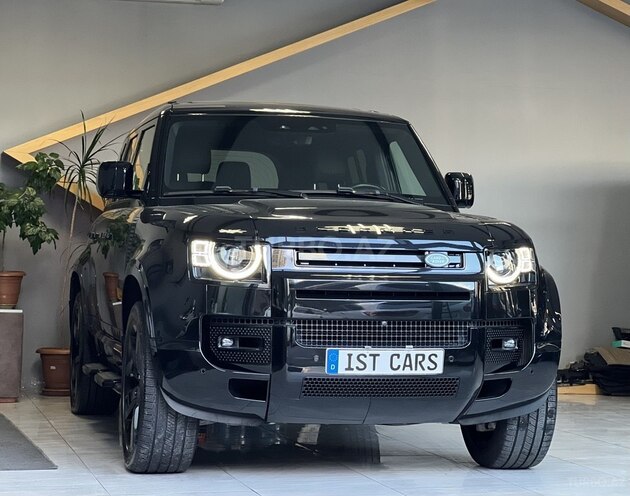 Land Rover Defender-1