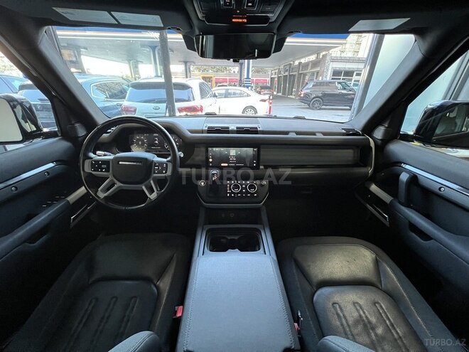 Land Rover Defender-12