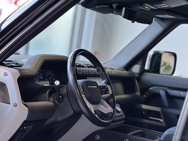 Land Rover Defender-15