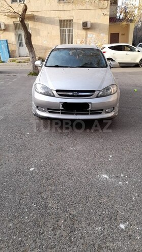 Chevrolet Lacetti-2