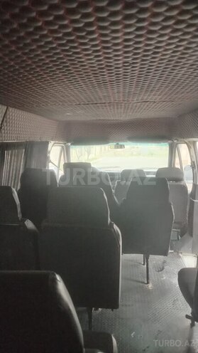 Ford Transit-12
