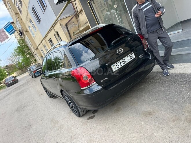 Toyota Avensis-5