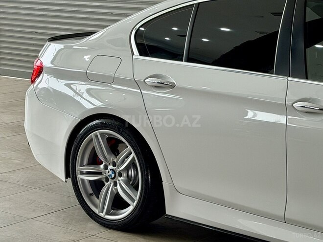 BMW 528-9