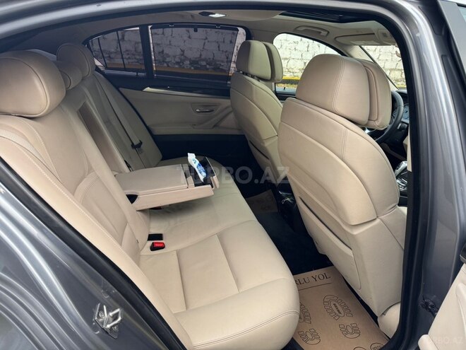 BMW 528-12