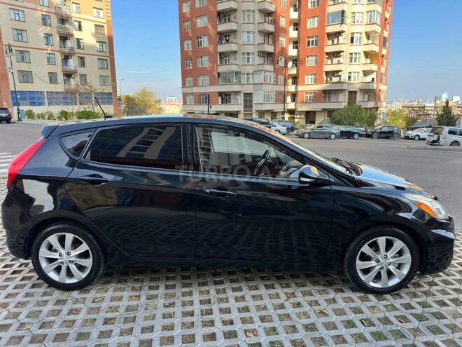 Hyundai Accent-8