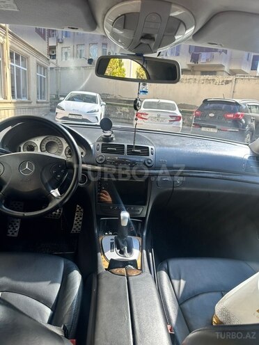 Mercedes E 240-7