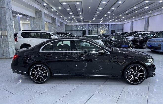 Mercedes E 200-3