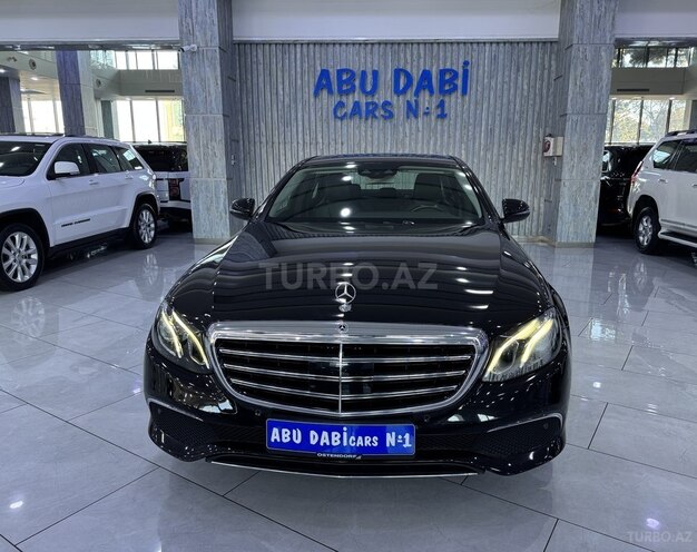 Mercedes E 200-1
