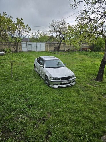BMW 320-8
